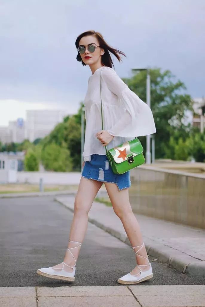 买包包有什么讲究吗，年轻人买个什么样的包包好看