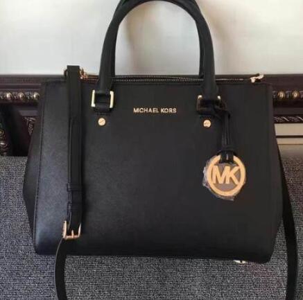 mk包包属于什么档次哪个国家，mk包包什么档次