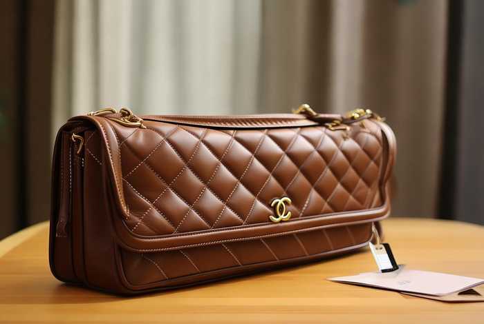 二手奢侈品女包香奈儿，二手奢侈品女包香奈儿多少钱