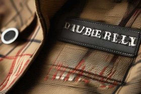 burberry如何辨别真假、burberry如何辨别真伪