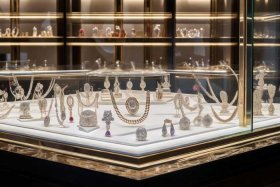 蒂芙尼官网中国官方网价格（蒂芙尼官网中国官方网价格是多少）