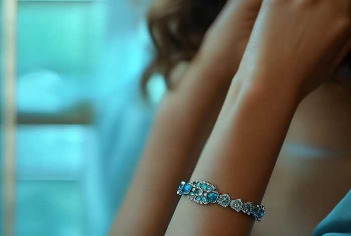 蒂芙尼蒂芙尼手链（蒂芙尼哪款手链最火爆）