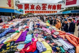 500元一吨衣服批发市场（500元一吨衣服批发市场赚钱吗）