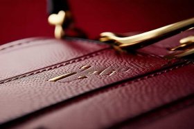 迪奥包包怎么分正品 迪奥包包怎么分辨是不是正品