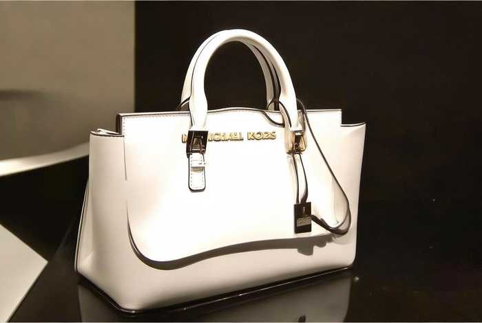 michael kors是什么牌子包包多少钱；michaelkors是什么牌子包包多少钱