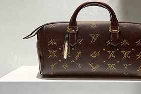 lv女包最新款价格（lv女包最新款价格多少）