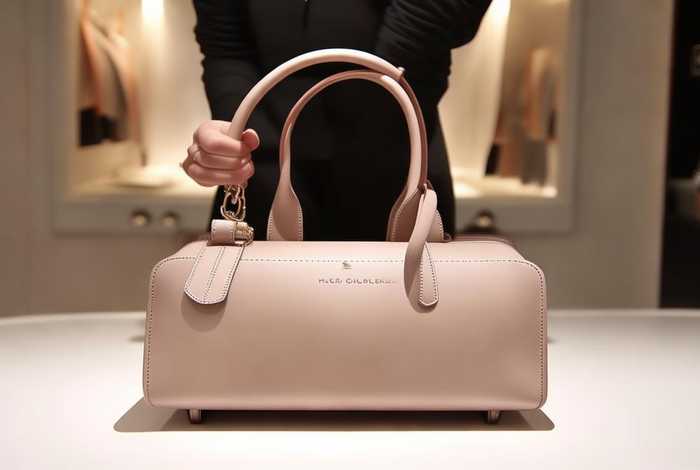 20岁女生包包名牌正品 20岁女生包包名牌正品多少钱