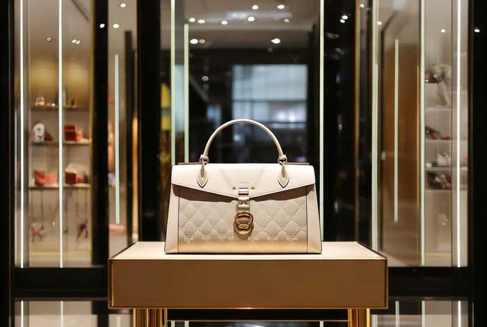 古驰包包官网旗舰店是正品吗 古驰包包官网旗舰店是正品吗多少钱