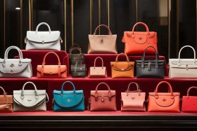 大牌包包有哪些品牌风格比较明显（大牌包包有哪些品牌风格比较明显的）