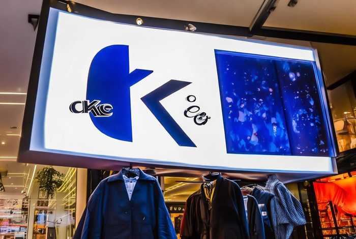 ck和小ck是一个品牌吗；ck和小ck是一个品牌吗怎么读