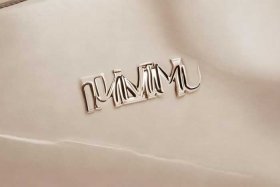 miumiu中国官网旗舰店包包价格，miumiu中国官网旗舰店2020