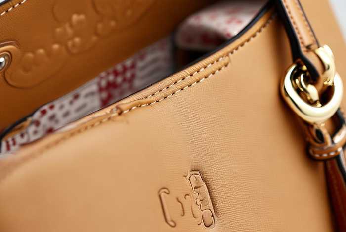 toryburch如何辨别真伪；如何分辨tory burch真假