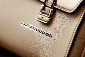 得物toryburchkria吊牌鉴别真伪 得物上的toryburch