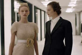 迪奥跟香奈儿哪个档次高、迪奥跟香奈儿哪个档次高些