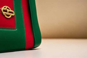 古驰包包的标识（古驰包包的标识是什么颜色）