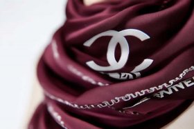 chanel是啥牌子 chanel是啥牌子围巾