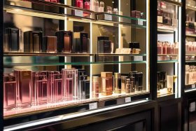 ysl门店价目表2024最新（ysl门店价格）