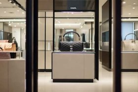 chanel购物官网；chanel全球官网