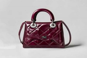 迪奥黛妃女包价格，迪奥包包官网价格黛妃