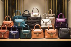 1000多的女包品牌排行榜有哪些 1000多的女包品牌排行榜有哪些呢
