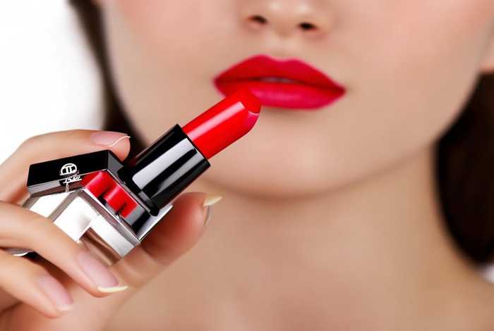 Chanel香奈儿口红；chanel香奈儿口红