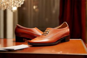 爱马仕鞋子多少钱一双 - 爱马仕鞋子多少钱一双？