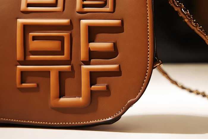 芬迪最经典的包包款式 - 芬迪最经典的包包款式图片