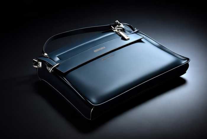 低调大牌包包有哪些品牌（低调大牌包包有哪些品牌名称）