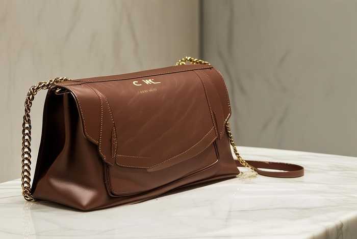 ck正品包包价格（ck正品包包价格及图片）