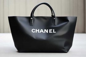 chanel垃圾袋包包（Chanel垃圾袋包包的尺码）