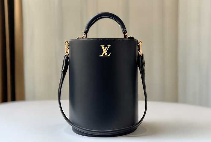 lv巴比伦圆筒包2021（lv巴比伦圆筒包可拆肩带）