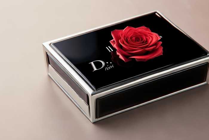 迪奥包装盒图片新款r，迪奥的包装盒图片