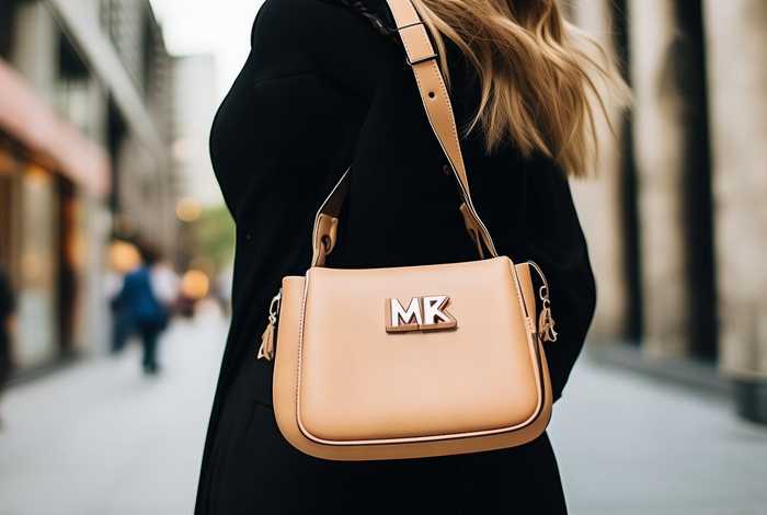 mk包包官方旗舰店 斜挎包 - mk包包官方旗舰店是真的吗