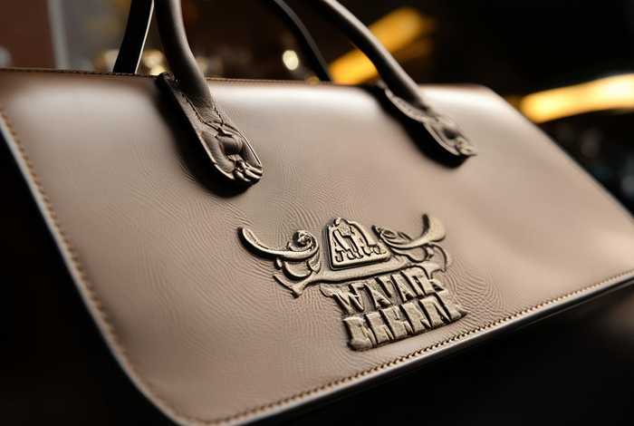 大品牌包包的标志图片及价格，大品牌包包的标志图片及价格大全