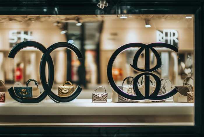 迪奥是不是香奈儿、迪奥是不是香奈儿旗下的 迪奥是不是香奈儿、迪奥是不是香奈儿旗下的