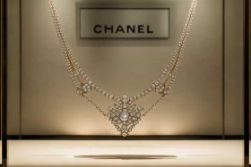chanel vintage项链；Chanel vintage项链展