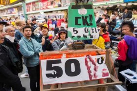 ckwq为啥这么便宜；为什么ck国外那么便宜