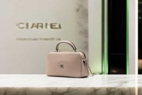 chanel19bag小号价格，chanel19bag小号专柜价格