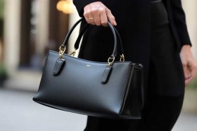 40岁女人用什么包合适、40岁的女人用什么包包美观又合适