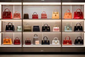 迪奥包包官方旗舰店官网经典，迪奥官网旗舰店包包新款