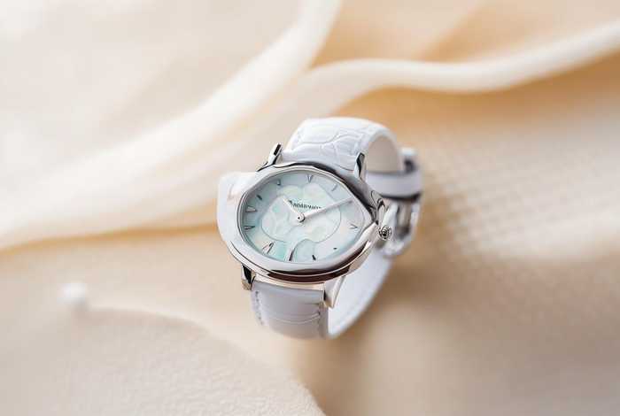 2000以内的女表推荐；2000左右的女表推荐