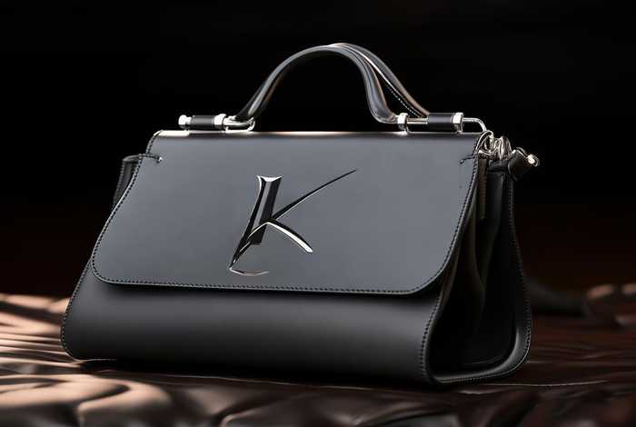 k标志的包包是什么品牌，有个k标志的包包是什么品牌