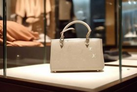 lv包包价格最便宜多少、lv包价格最便宜多少钱