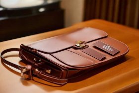 爱马仕马鞍包一般多少钱（爱马仕马鞍包一般多少钱一个）