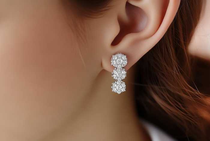 2021香奈儿耳钉（2021香奈儿新款耳钉）