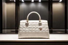 dior包官方网站、dior包包官方网站