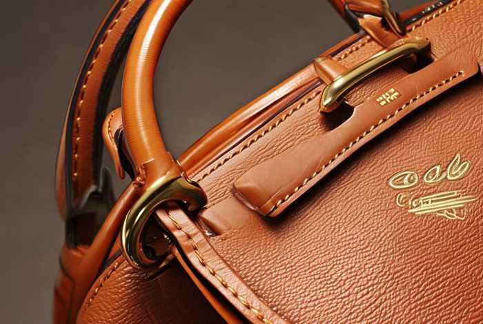coach的包包怎么鉴定真假；coach的包包怎么鉴定真假图片