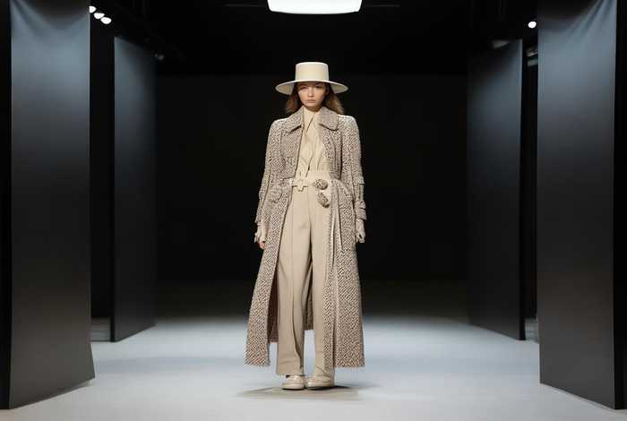 chanel2019秋冬成衣秀，chanel2018秋冬成衣系列