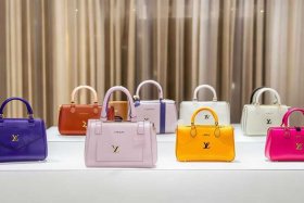 lv最火的几款包包 2024（lv2021春夏新款最火爆包包）