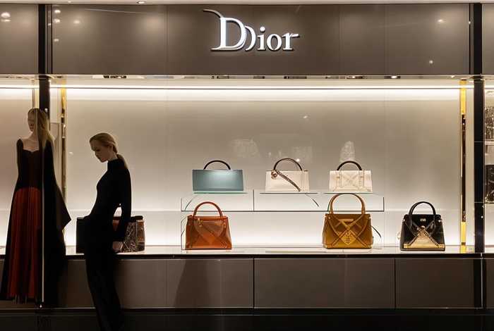 dior属于哪个集团、dior属于哪个集团的